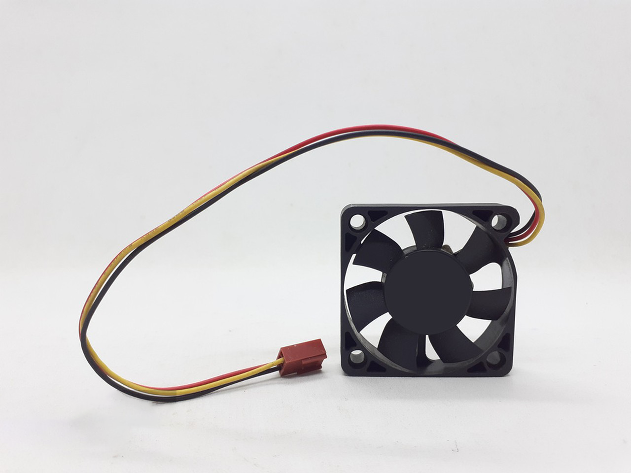 How to Maintain the Durability of Cooling Fans
